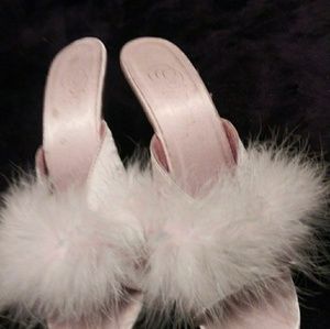 Fredricks of Hollywood pink feather heals